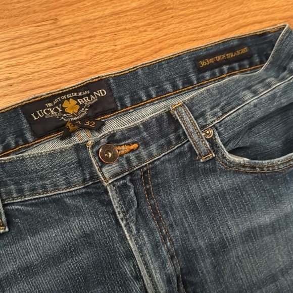 Lucky Brand Jeans 363 Vintage Straight size 34 x 32 - Picture 4 of 8